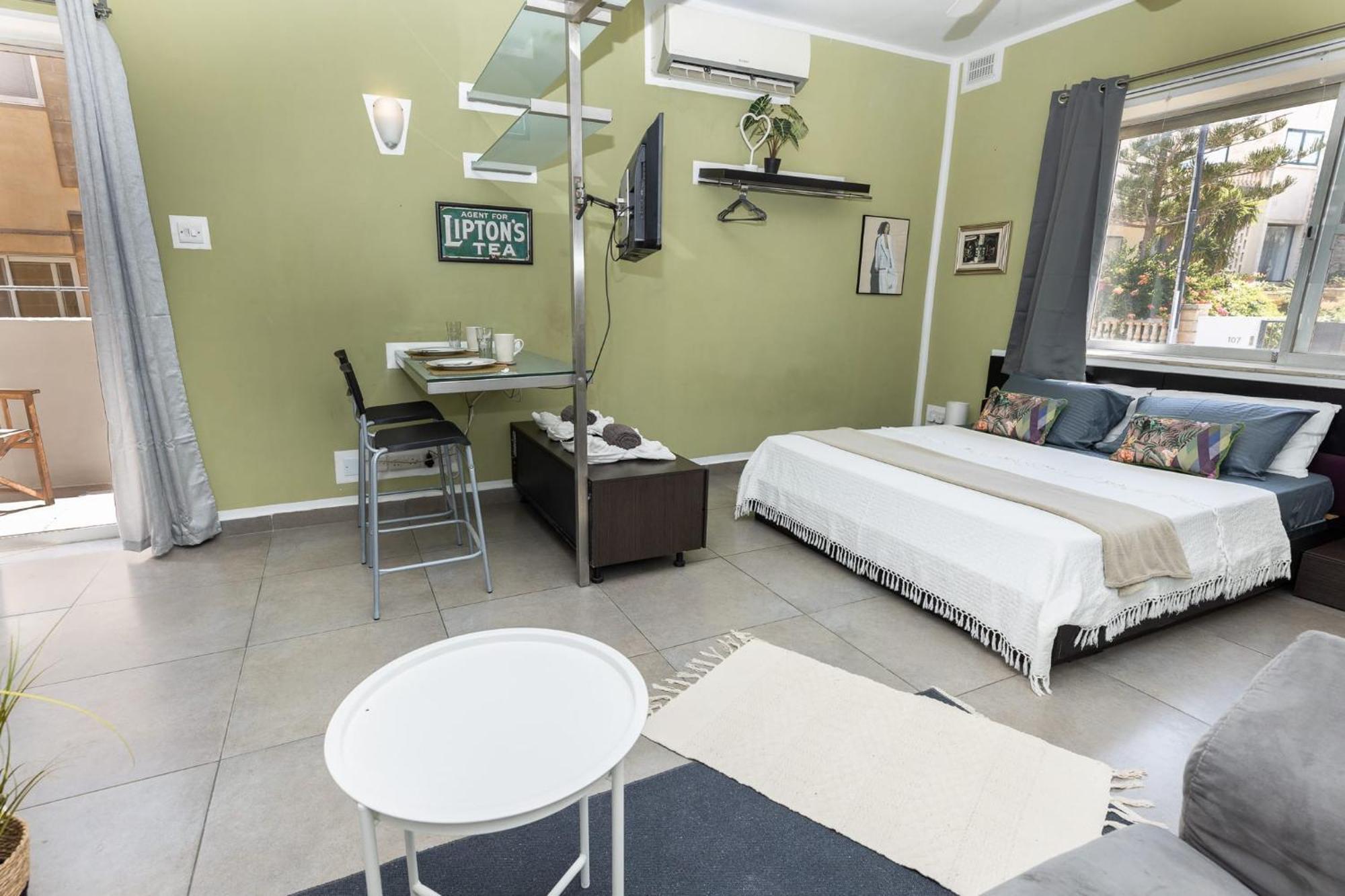 Ferienwohnung Pinewood San Ġiljan Exterior foto