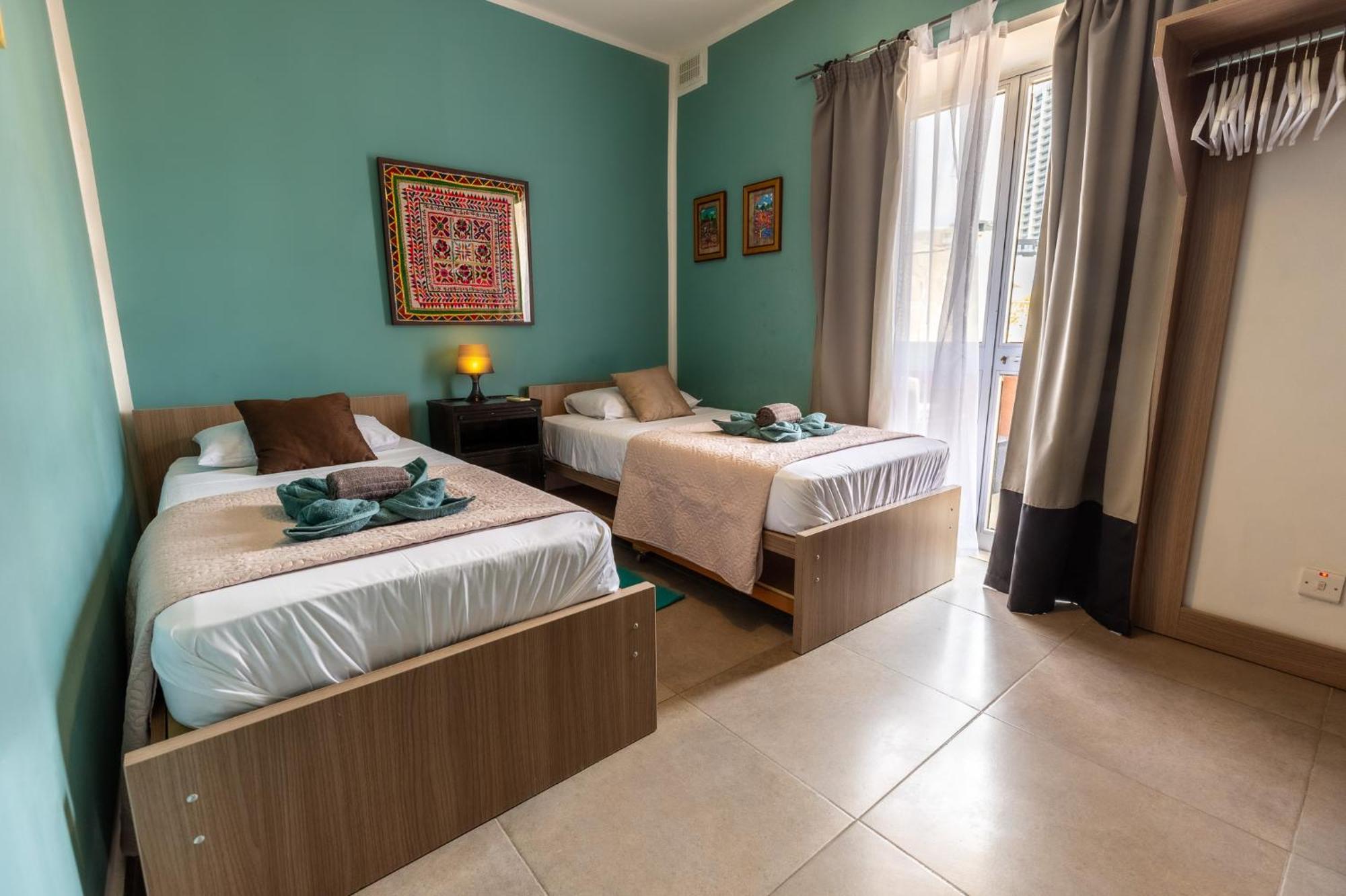 Ferienwohnung Pinewood San Ġiljan Exterior foto