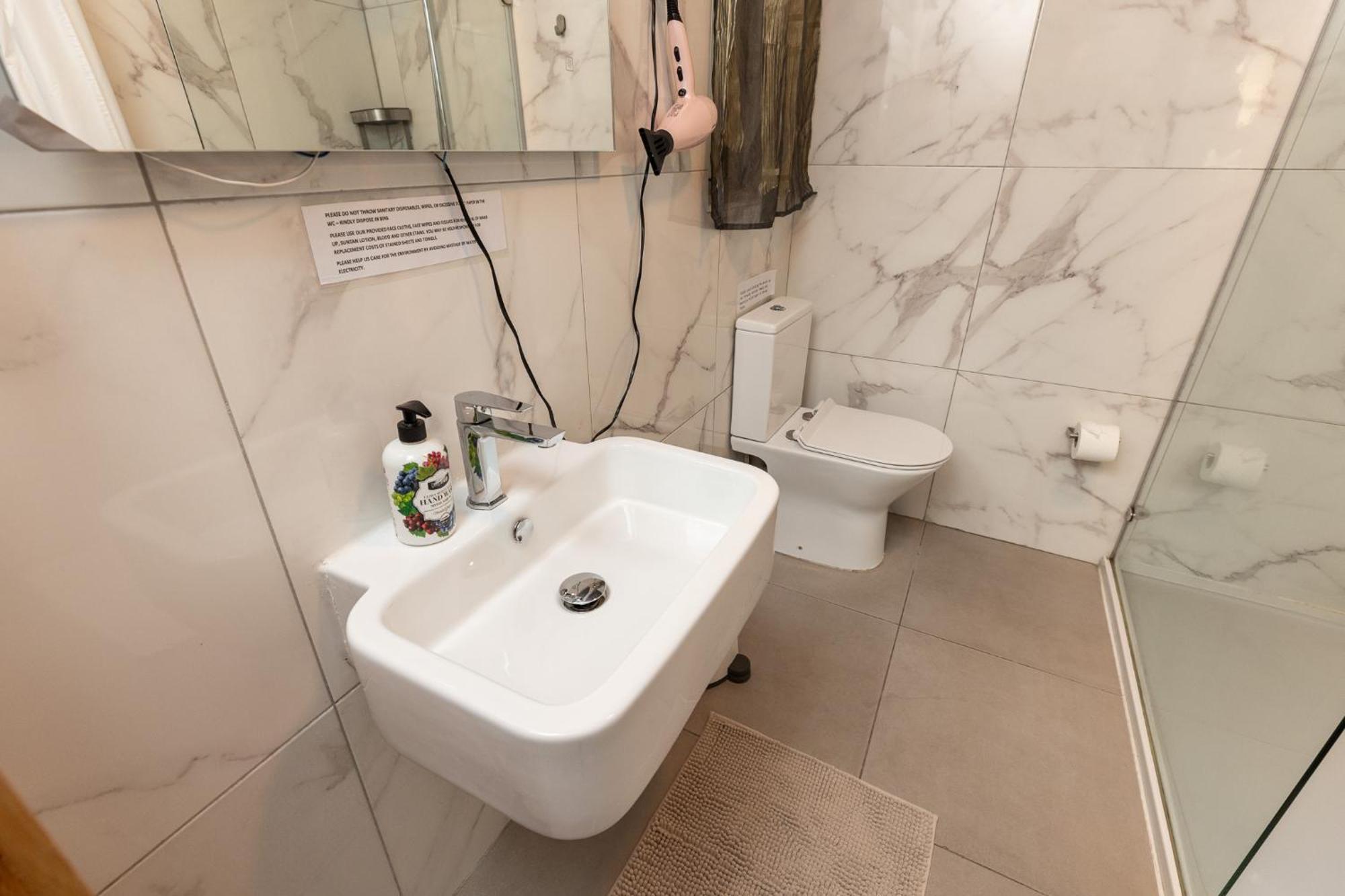 Ferienwohnung Pinewood San Ġiljan Exterior foto