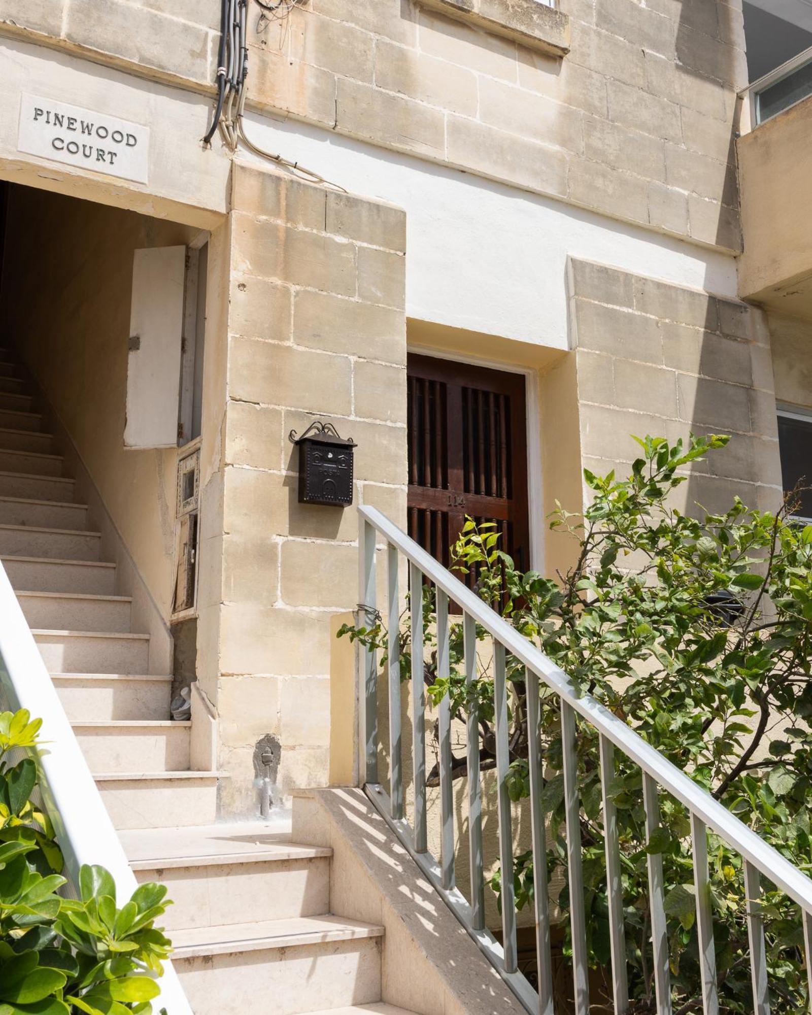 Ferienwohnung Pinewood San Ġiljan Exterior foto