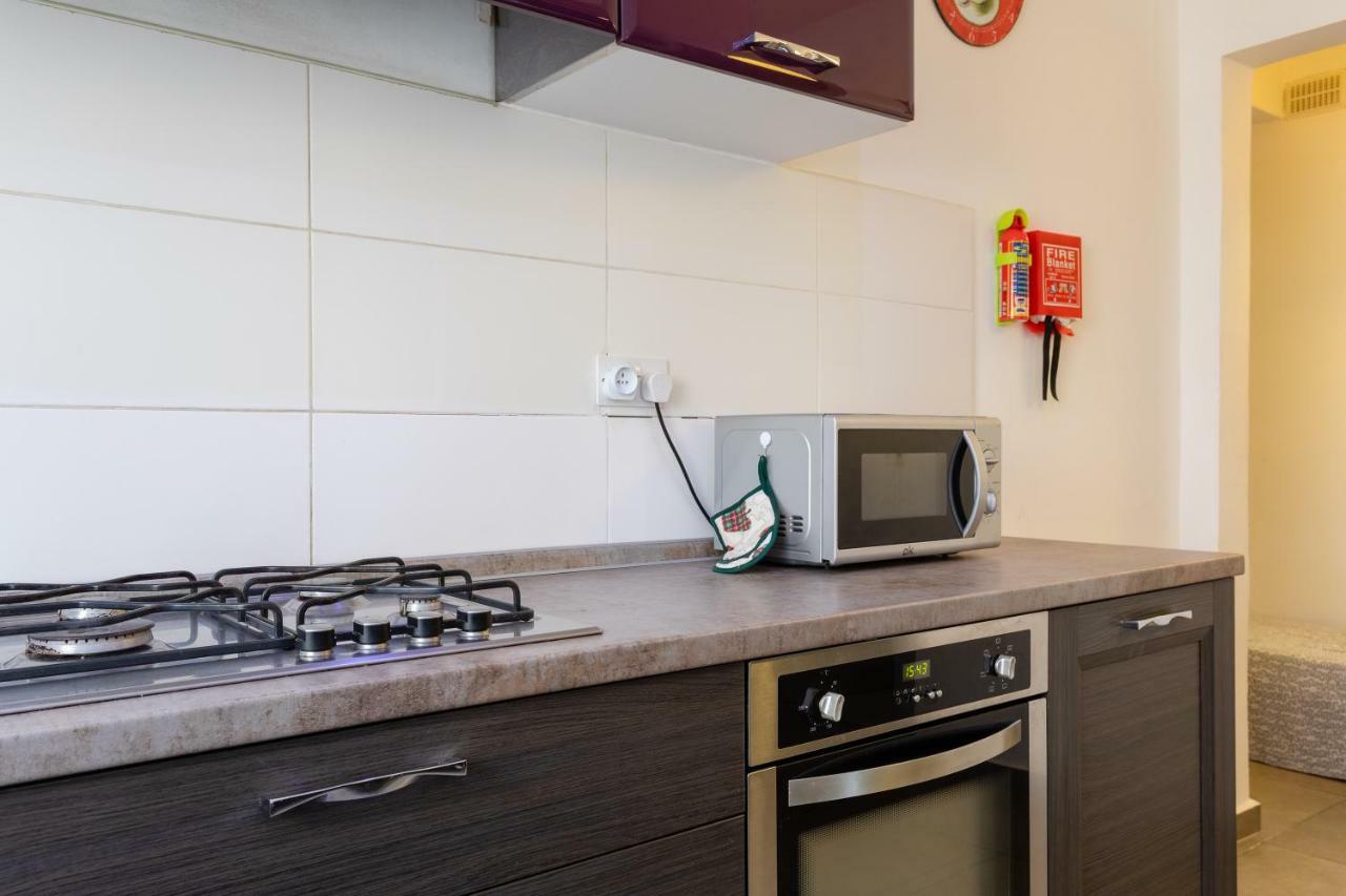 Ferienwohnung Pinewood San Ġiljan Exterior foto